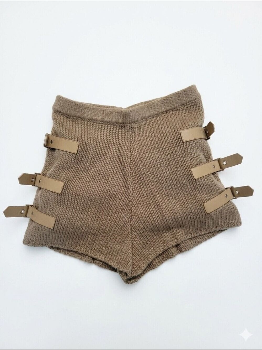 Understated Leather Knitted Buckle Shorts Oatmeal Knit Mini Festival NIP XS